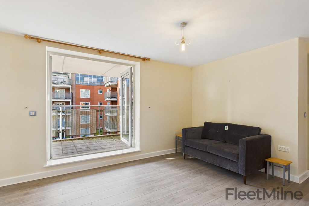 Property photo 1 of 20 Living/Dining Area