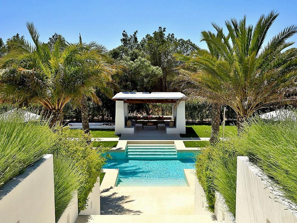 Property photo 3 of 26