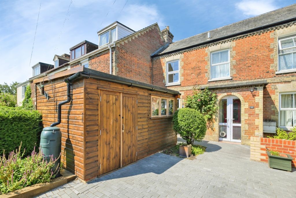 Property photo 2 of 14