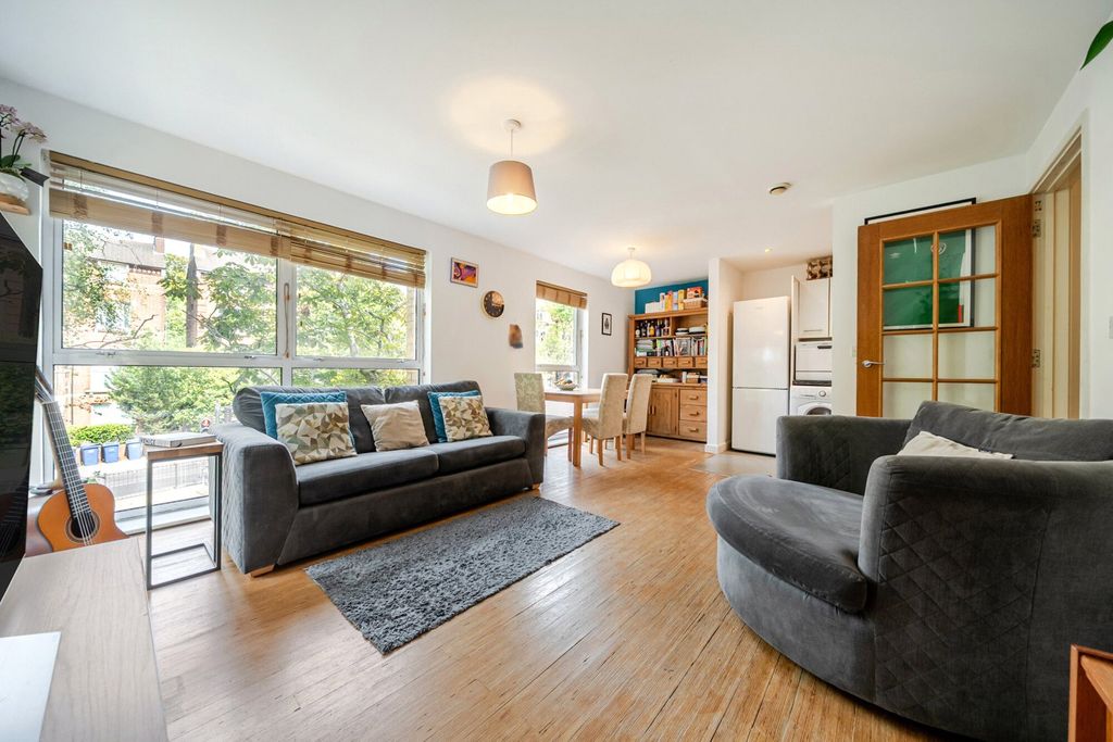 Property photo 1 of 18 1497252-10-6A60d5...