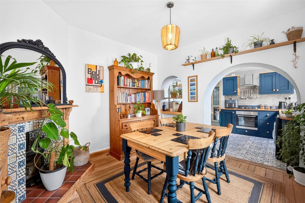 Property photo 2 of 15 Dining Room