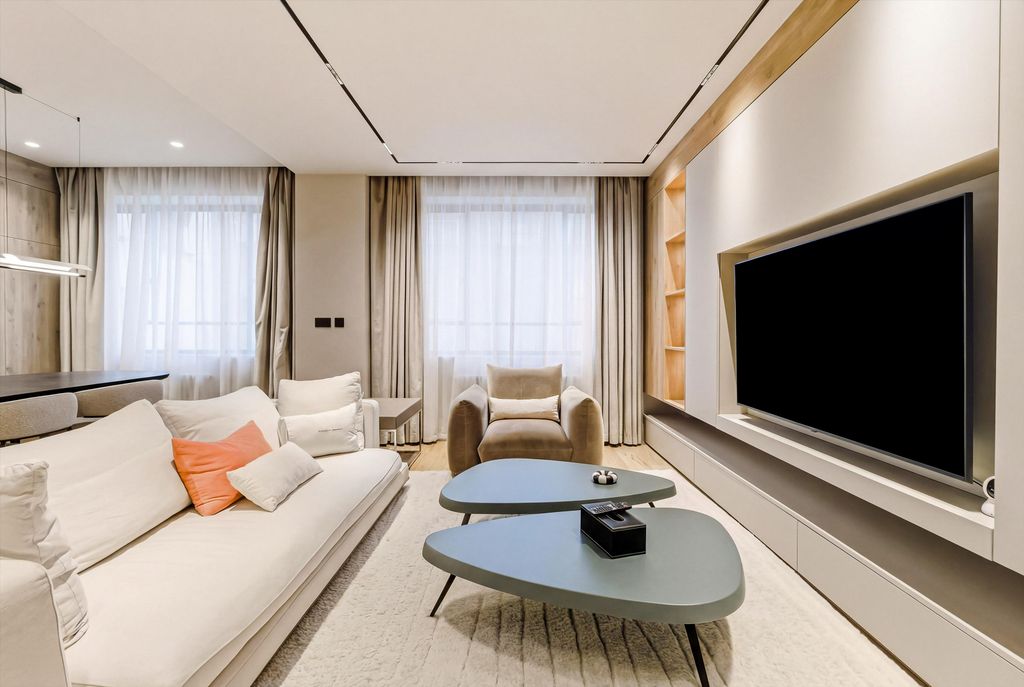 Property photo 2 of 13 Image