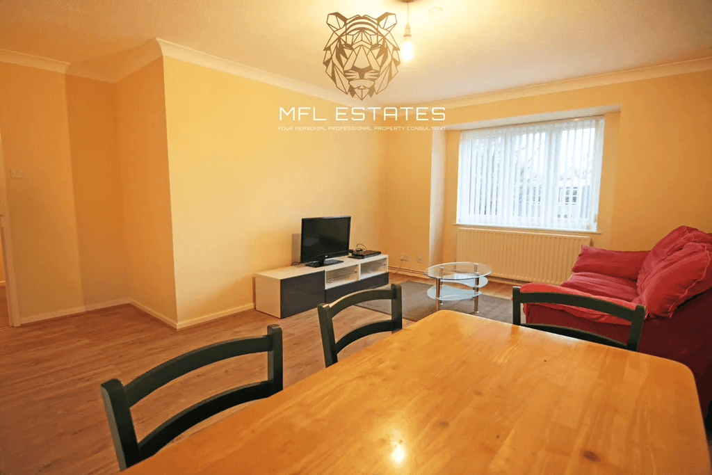 Property photo 3 of 10 Gallery