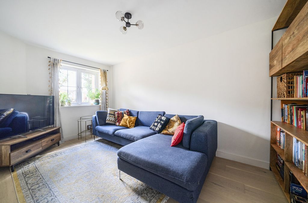Property photo 3 of 18 1452846-1-69F0d3d...
