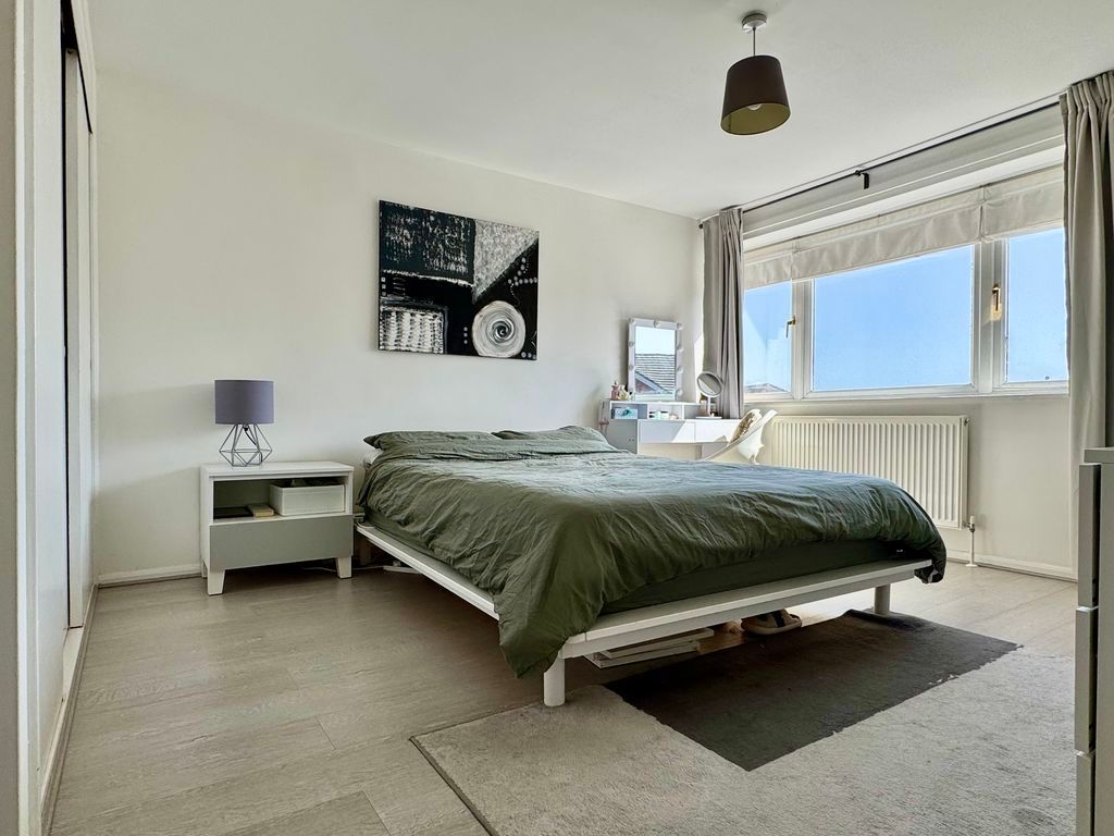 Property photo 3 of 12 Photo 10