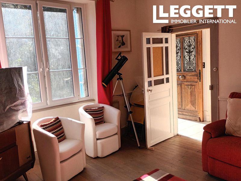 Property photo 3 of 10