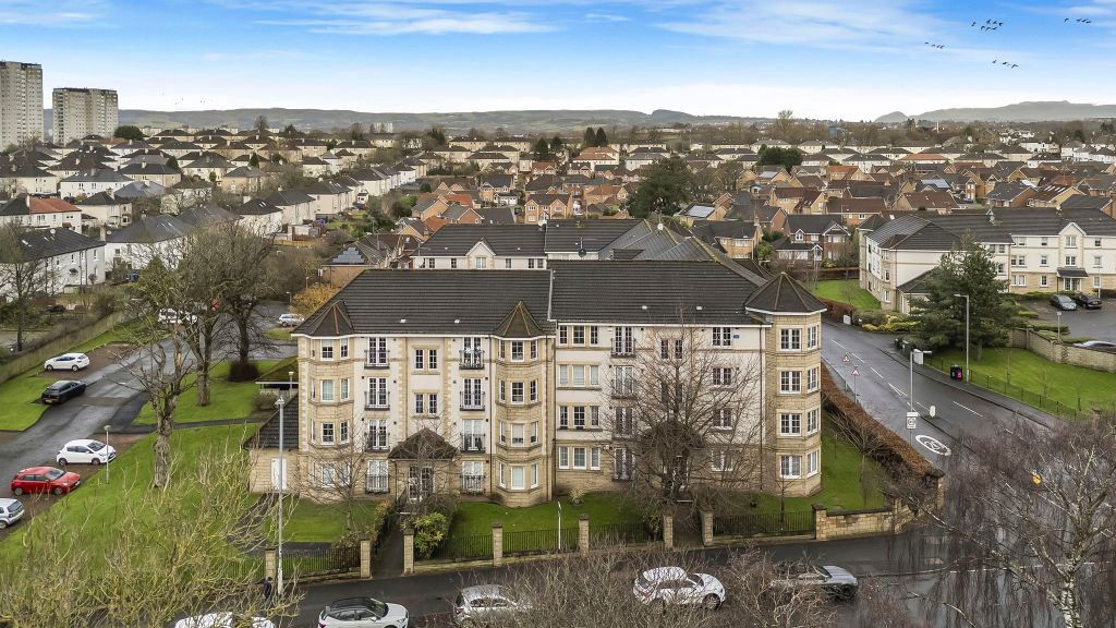 Property photo 1 of 22 58-Web-Or-Mls-7 Priorwood Court Flat 3.1_40