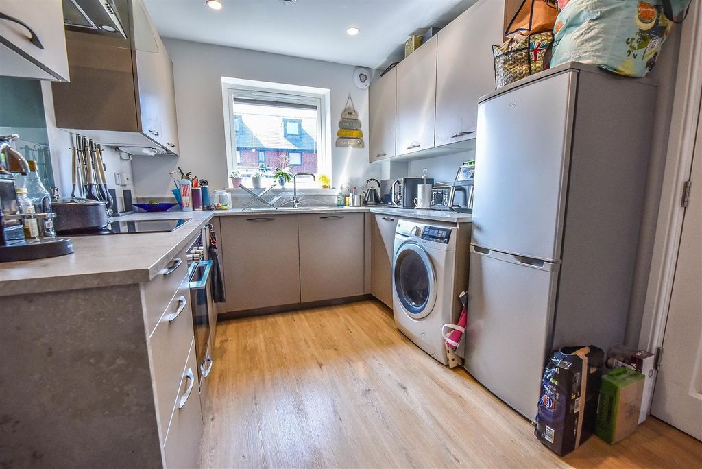 Property photo 3 of 16 Cp4_1043-2.Jpg