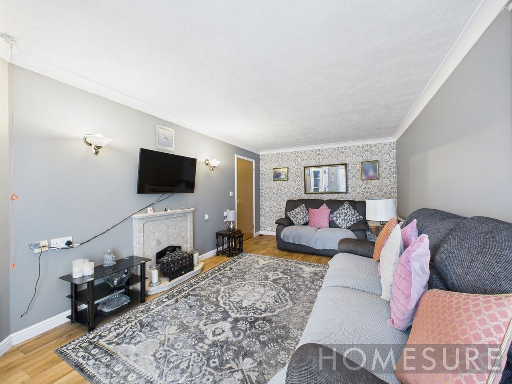 Property photo 3 of 18 Picture No. 22