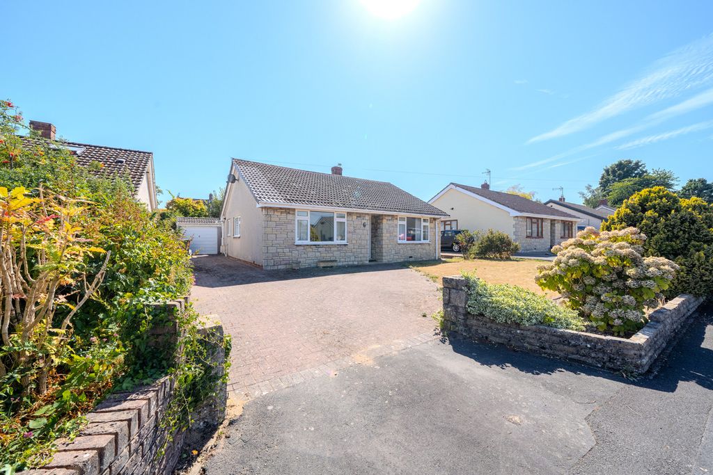 Property photo 1 of 36