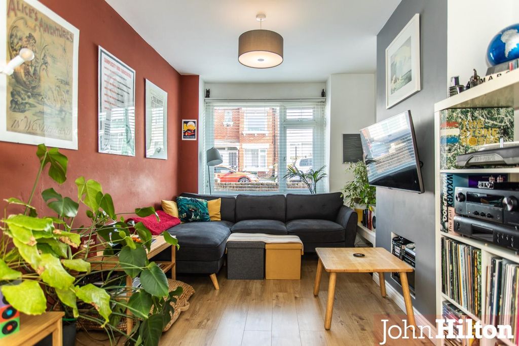 Property photo 2 of 14 Milner Road-23.Jpg
