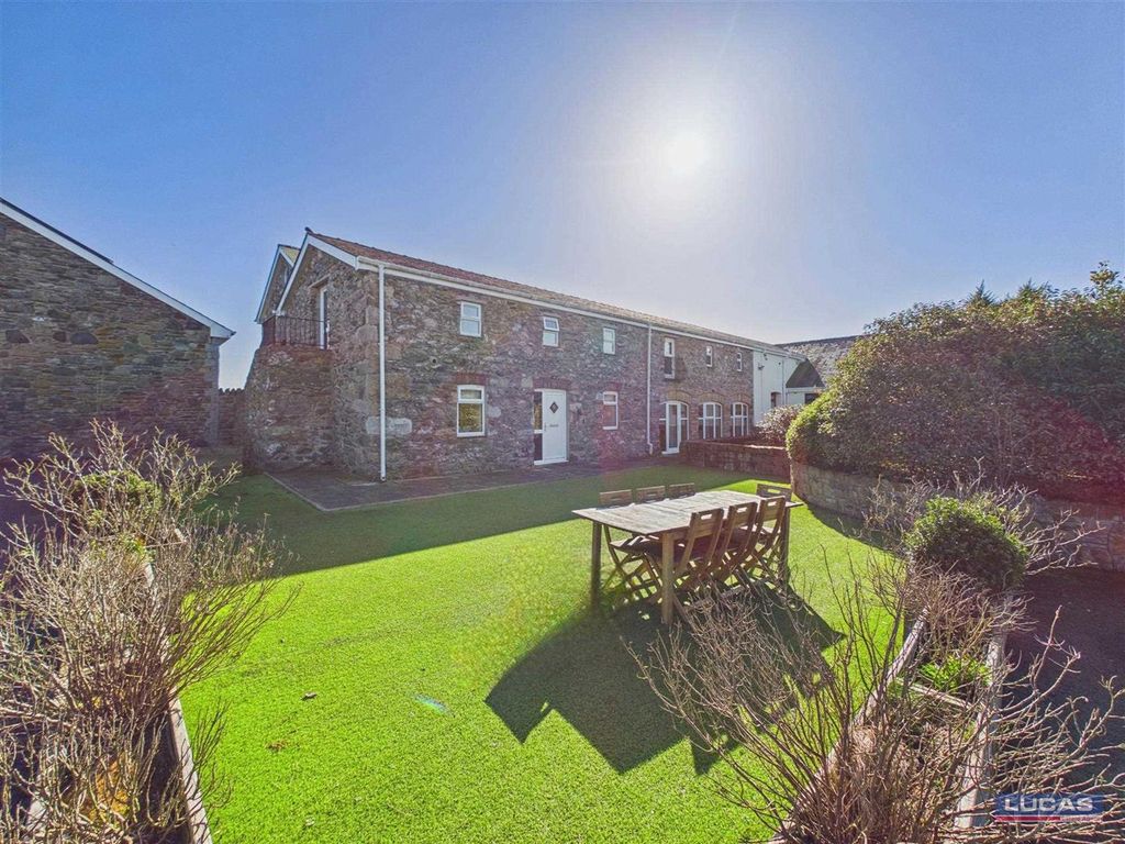 Property photo 1 of 31