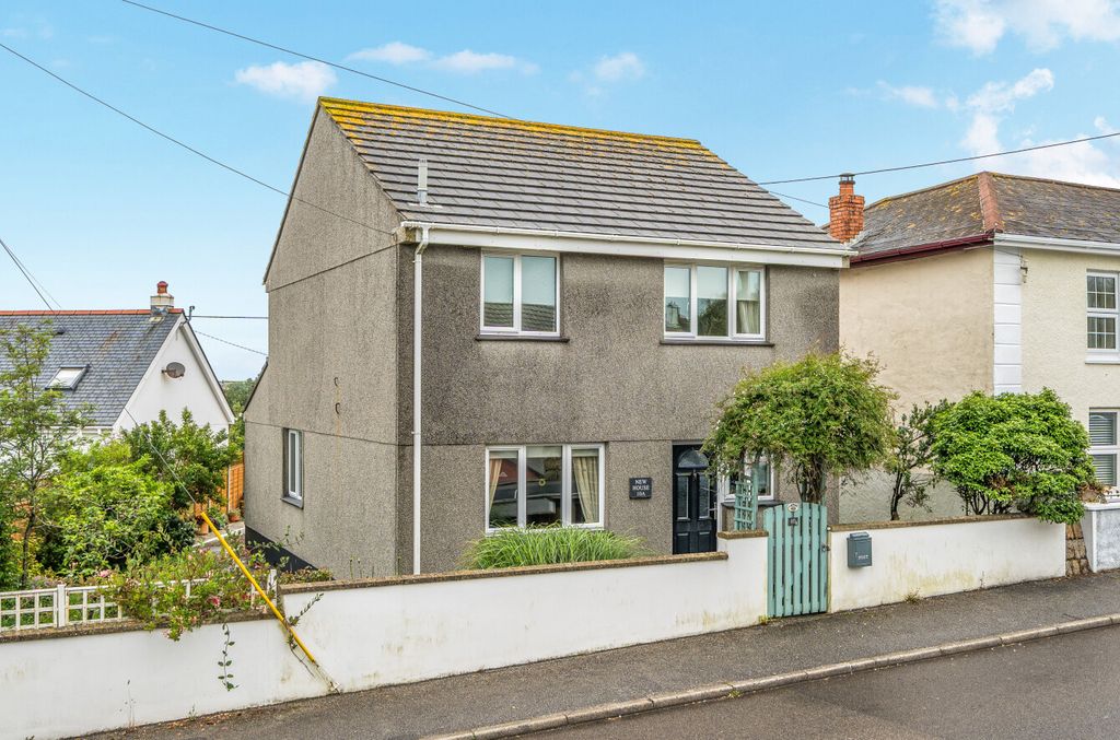 Property photo 3 of 22 1480272-7-6A35225...