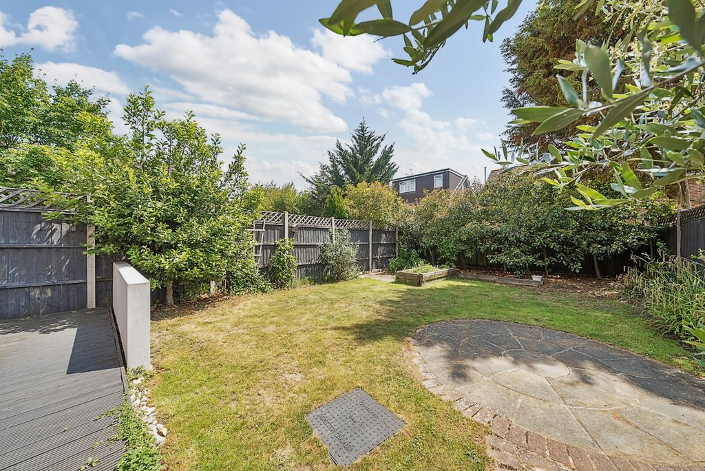 Property photo 2 of 11 1305946-6-68516A2...