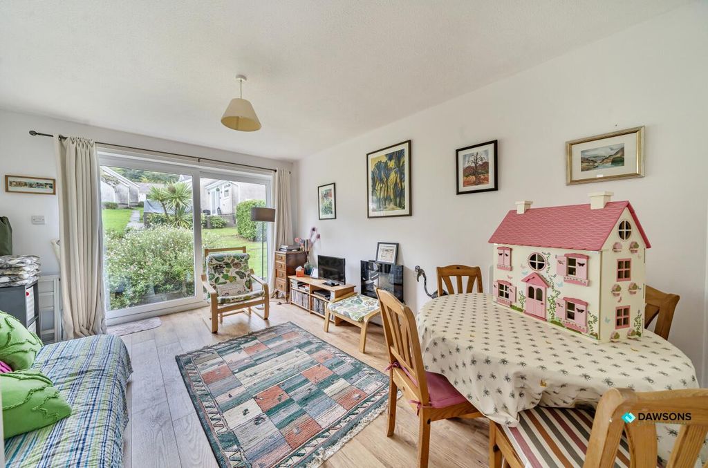 Property photo 2 of 25 A134Fb46-d58E-4d72-91dc-7F9A642B5B77.Jpg