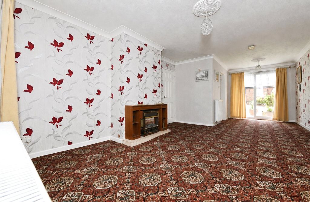 Property photo 2 of 17 Picture No. 28