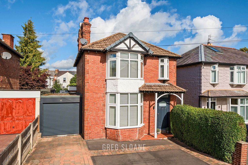 Property photo 1 of 18 1514593-21-1A0A6035d5Fd5