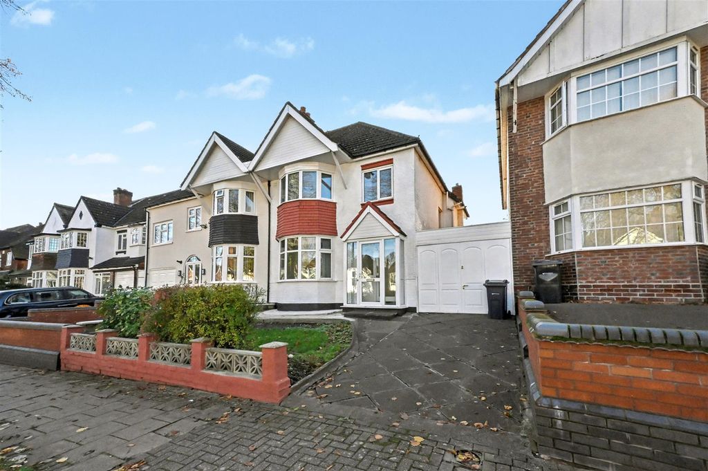 Property photo 1 of 25 Front Dp.Jpg