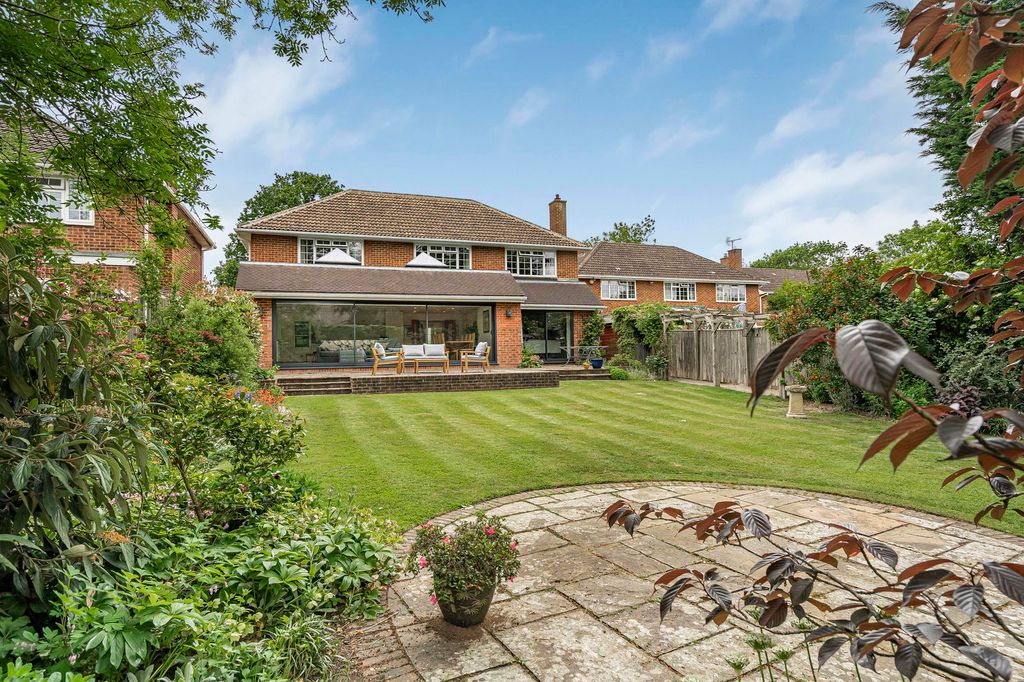 Property photo 2 of 16