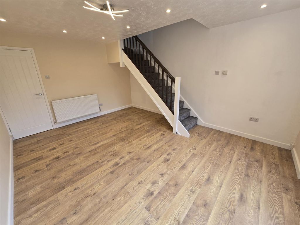 Property photo 3 of 12 20260420_141203_Resized.Jpg