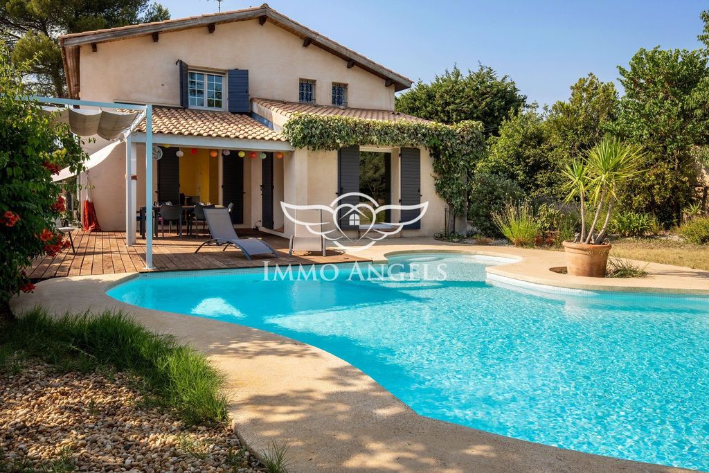 Property photo 1 of 22 T7 House With Pool