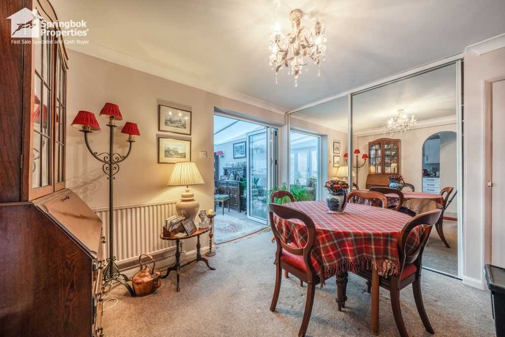 Property photo 3 of 9 Image 4