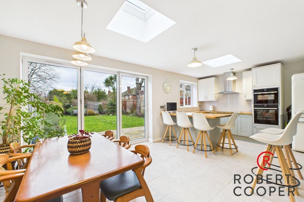 Property photo 2 of 12 Picture No. 04