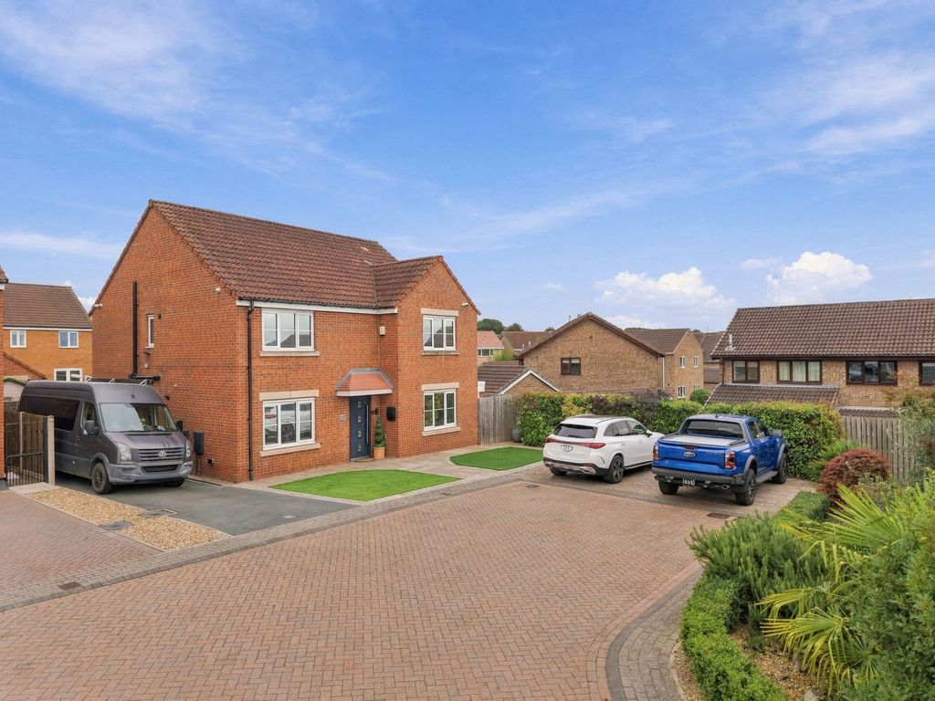 Property photo 1 of 40