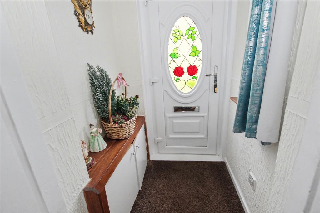 Property photo 2 of 12 2.Jpg