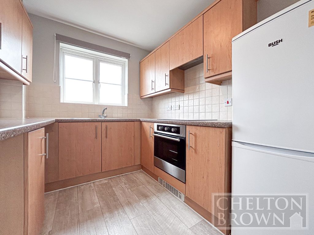 Property photo 3 of 29 Kitchen