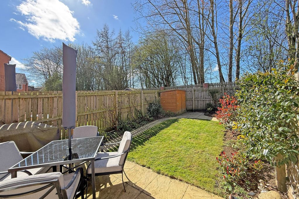 Property photo 3 of 16