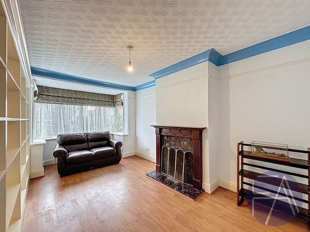 Property photo 2 of 25 4667803