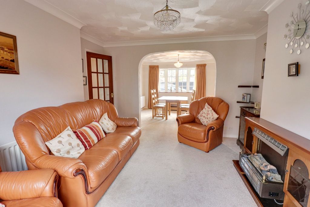 Property photo 2 of 15