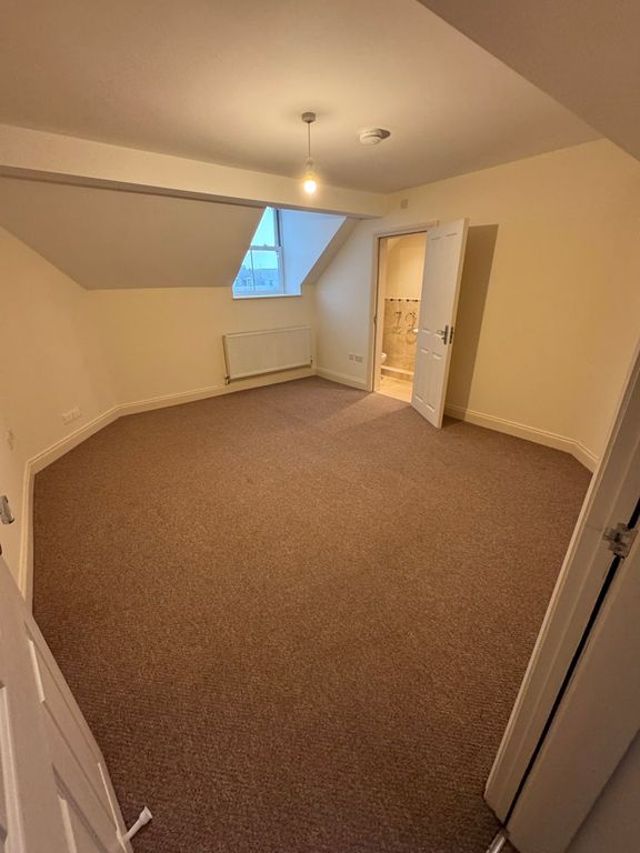 Property photo 3 of 12 Bedroom 1 With En-Suite