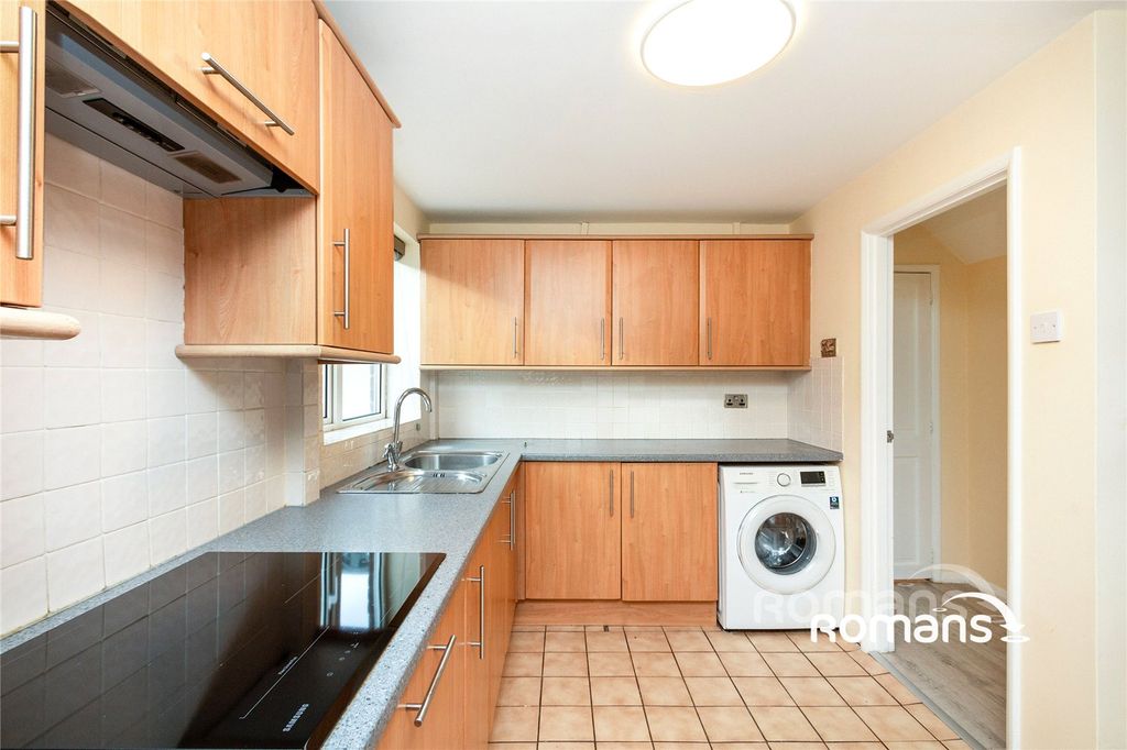 Property photo 2 of 18 Picture No. 17