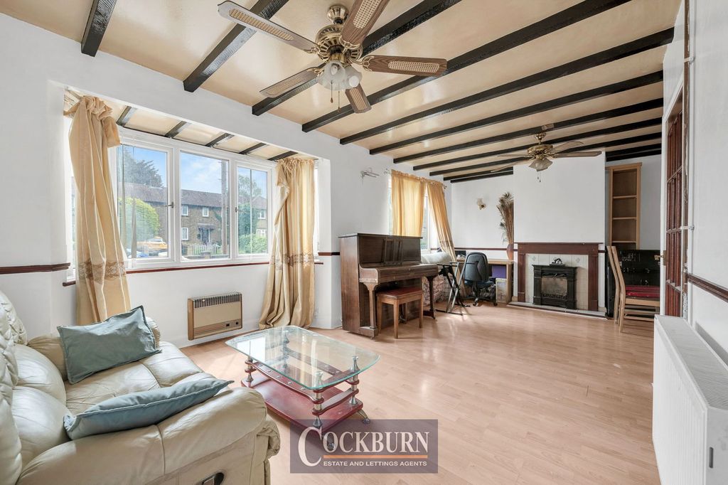 Property photo 3 of 15