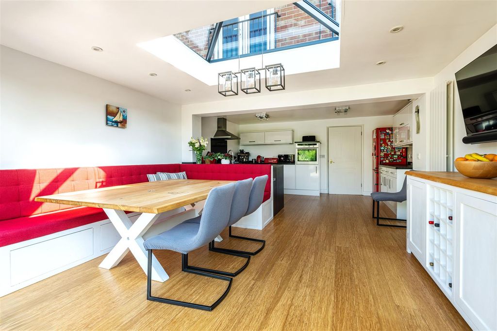 Property photo 3 of 16 Dining Room