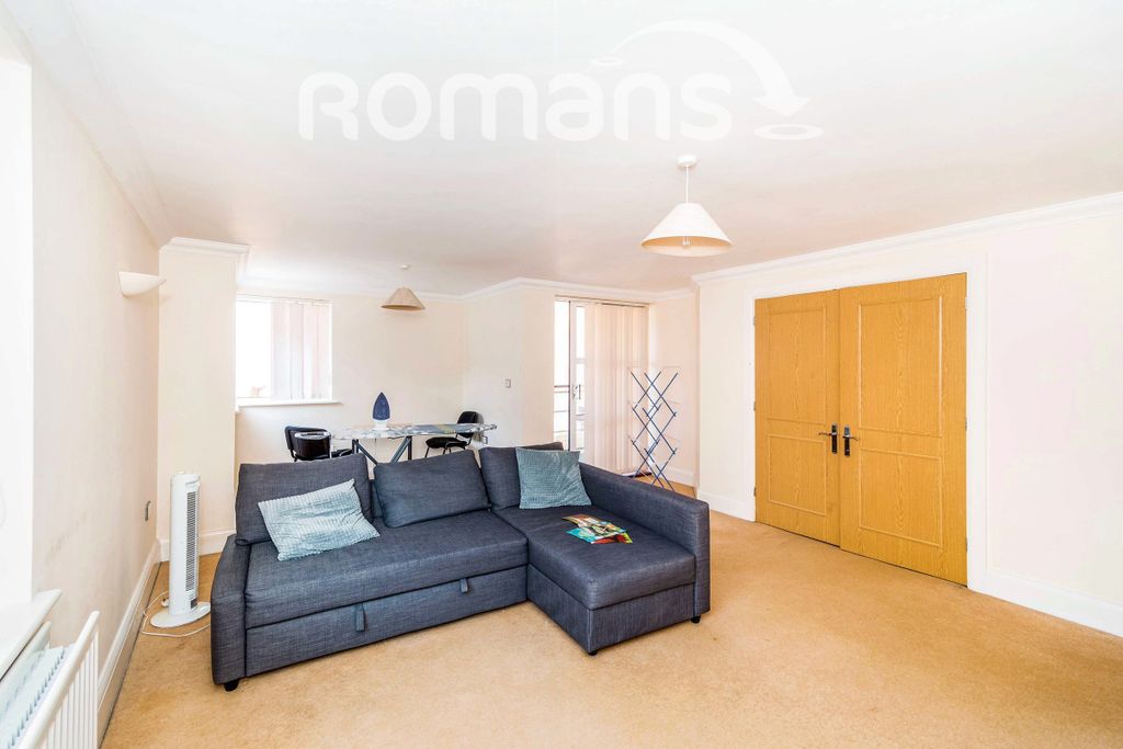 Property photo 2 of 8 2