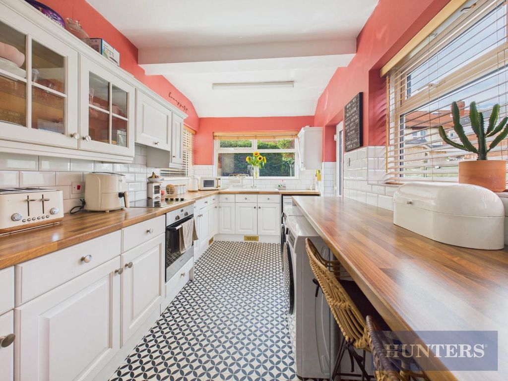 Property photo 3 of 19 Cam05316G0-Pr0208-Still013.Jpg