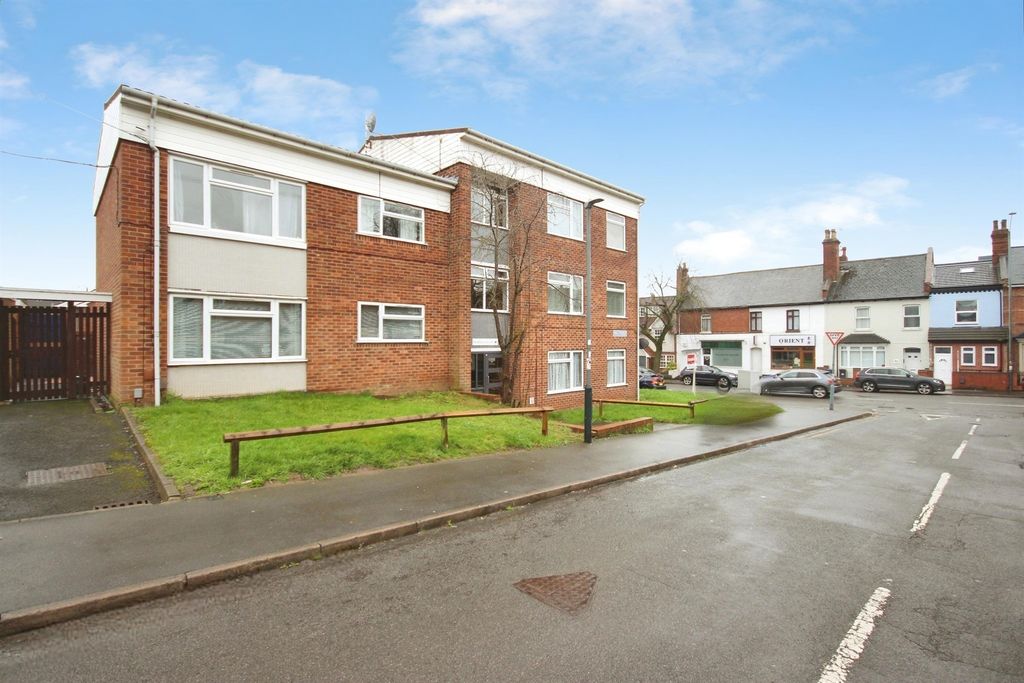 Property photo 1 of 13