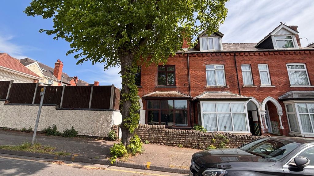 Property photo 1 of 4 Front