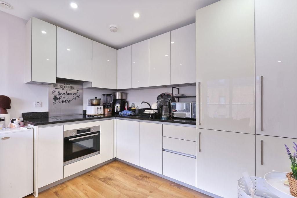 Property photo 3 of 11 3.Jpeg