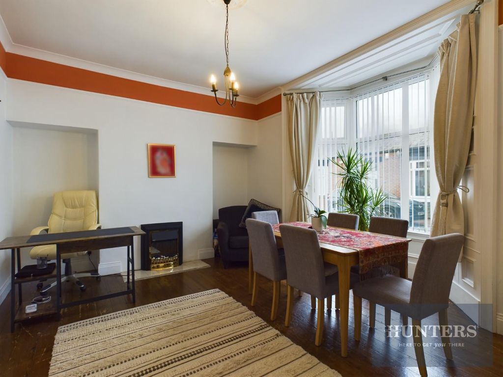 Property photo 2 of 12 Dining Room