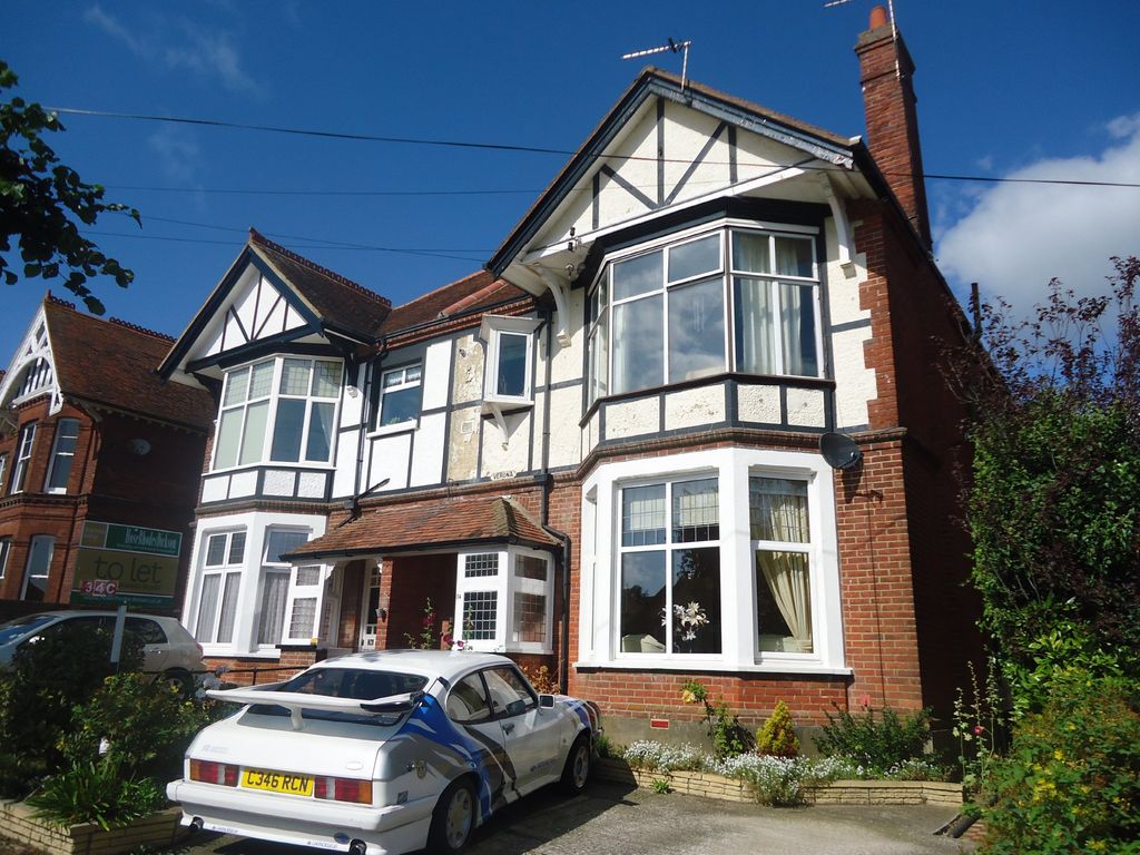 Property photo 1 of 9 1