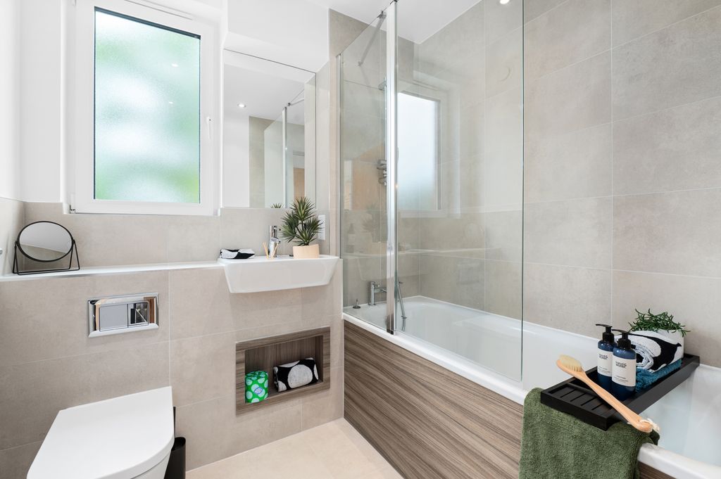 Property photo 2 of 5