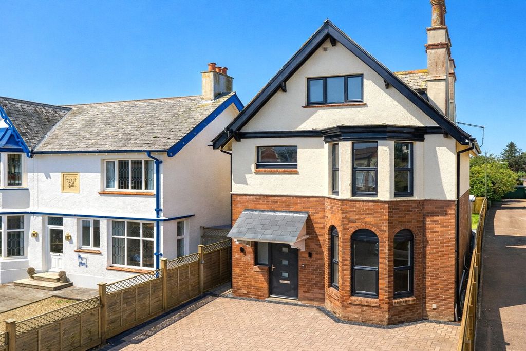 Property photo 1 of 29 Picture No. 33