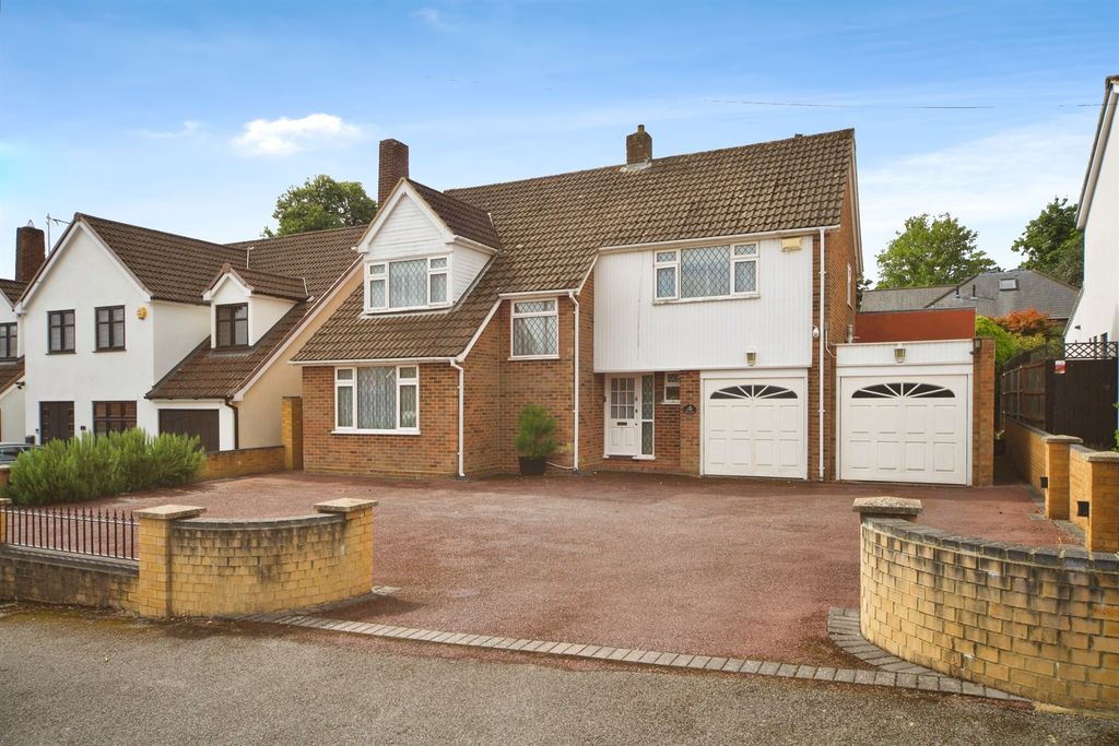 Property photo 1 of 19