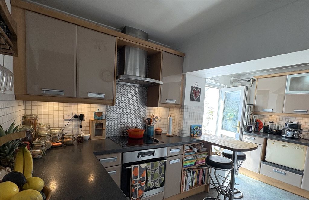 Property photo 3 of 12 Picture No. 06