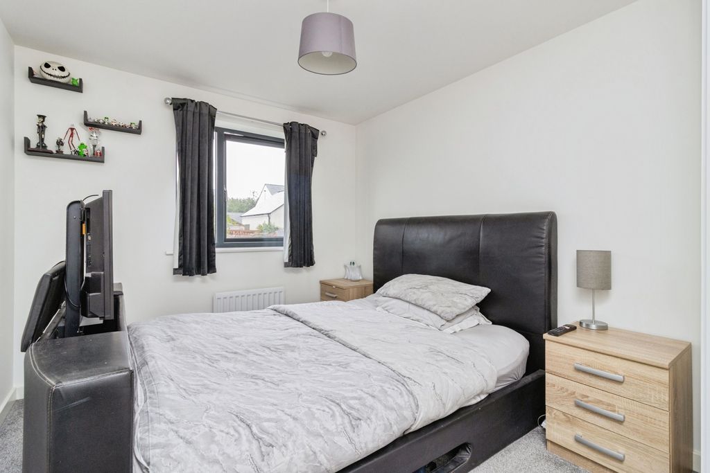 Property photo 2 of 19 Pbox-Img.Jpg