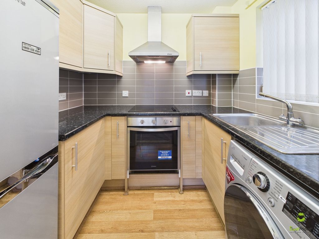 Property photo 3 of 7 Presented By Clinton Crawford Of Ewemove Bexley An